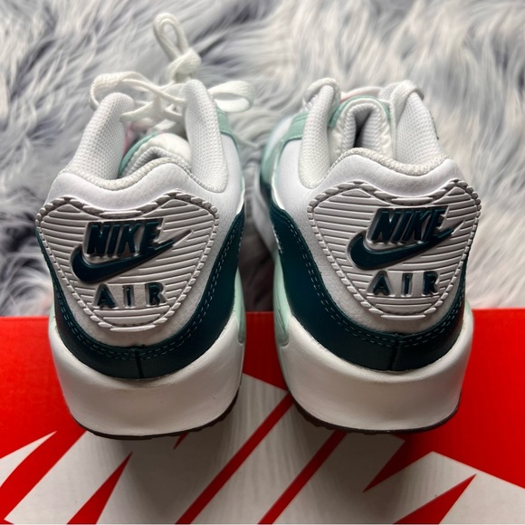 Nike Air Max 90 LTR - Picture 4 of 9